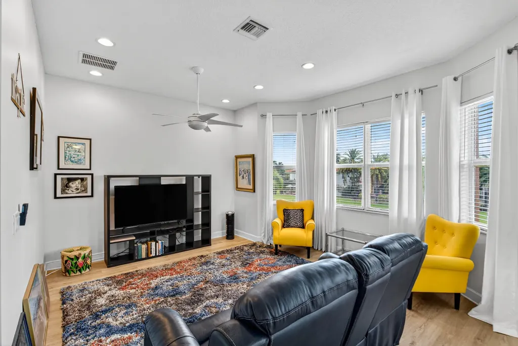 9898 Coronado Lake Drive Boynton Beach FL 33437