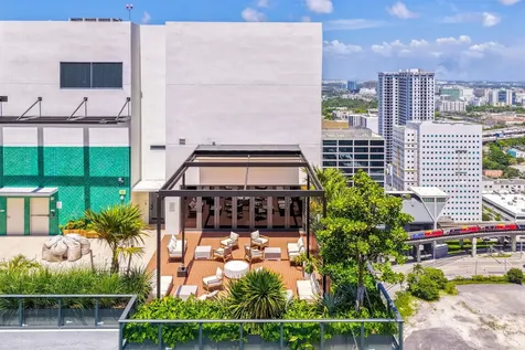 11 NE 6th Street Miami FL 33132
