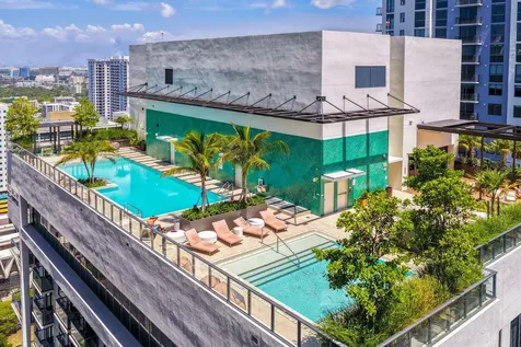 11 NE 6th Street Miami FL 33132