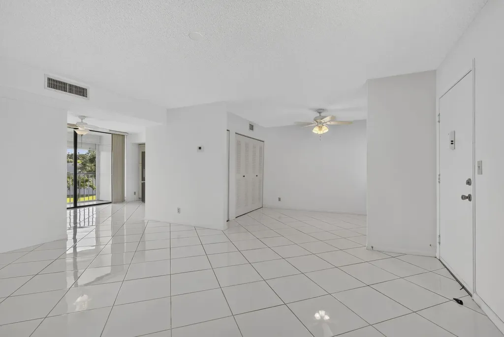 5340 Las Verdes Circle Delray Beach FL 33484