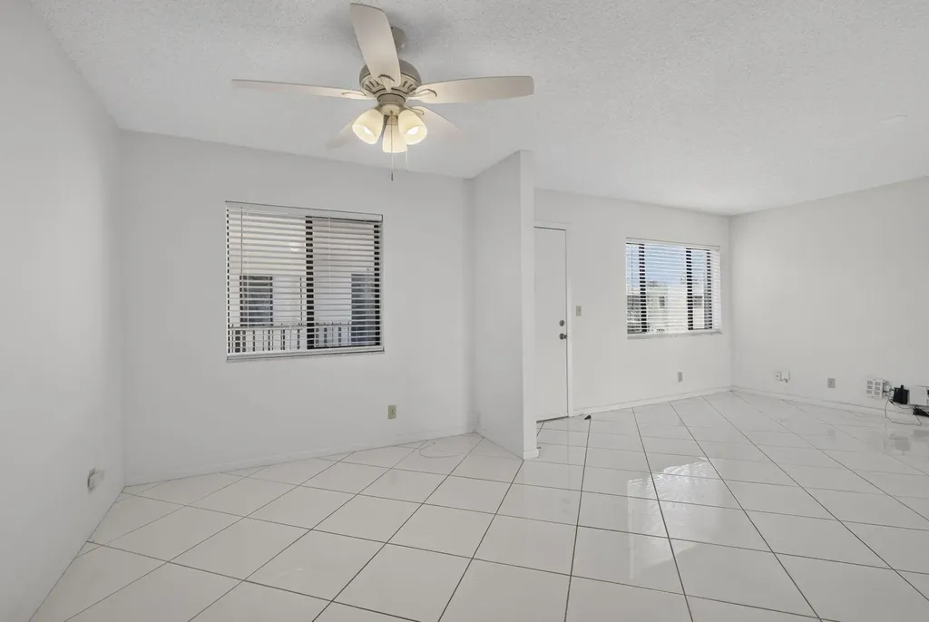 5340 Las Verdes Circle Delray Beach FL 33484
