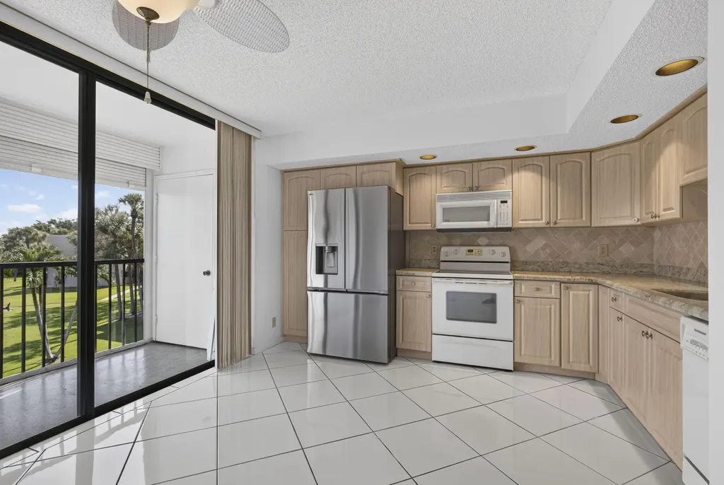 5340 Las Verdes Circle Delray Beach FL 33484