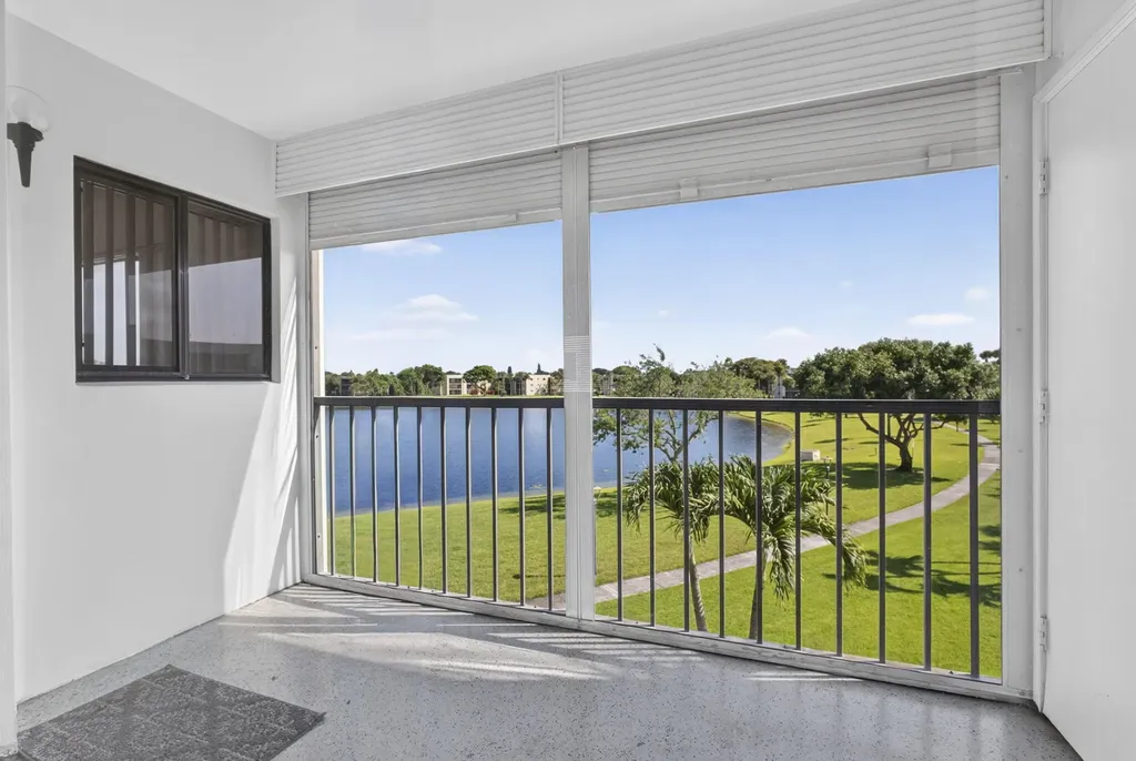 5340 Las Verdes Circle Delray Beach FL 33484