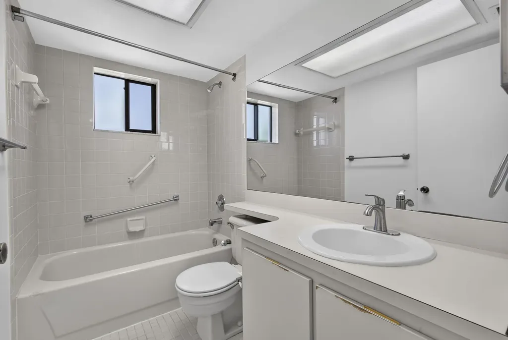 5340 Las Verdes Circle Delray Beach FL 33484