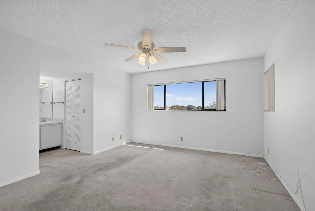 5340 Las Verdes Circle Delray Beach FL 33484