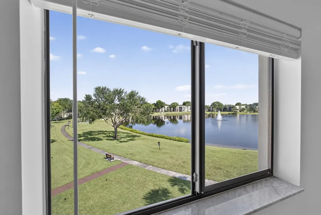 5340 Las Verdes Circle Delray Beach FL 33484