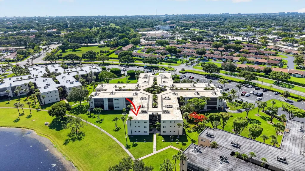 5340 Las Verdes Circle Delray Beach FL 33484