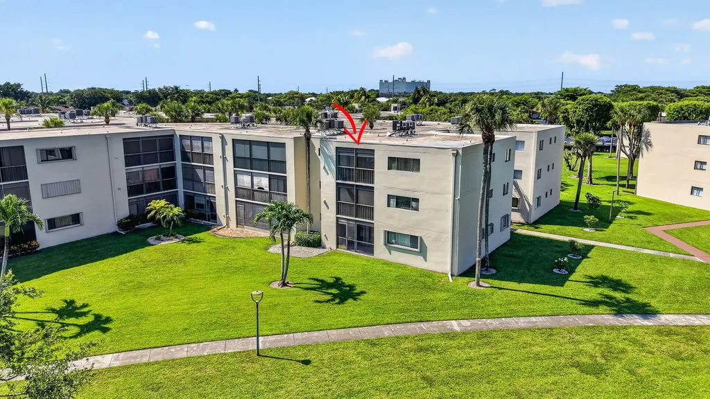 5340 Las Verdes Circle Delray Beach FL 33484