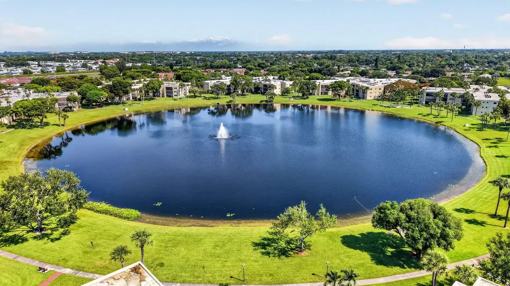 5340 Las Verdes Circle Delray Beach FL 33484