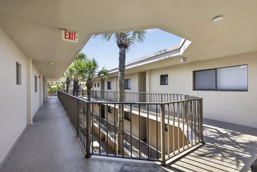 5340 Las Verdes Circle Delray Beach FL 33484