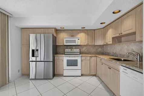 5340 Las Verdes Circle Delray Beach FL 33484