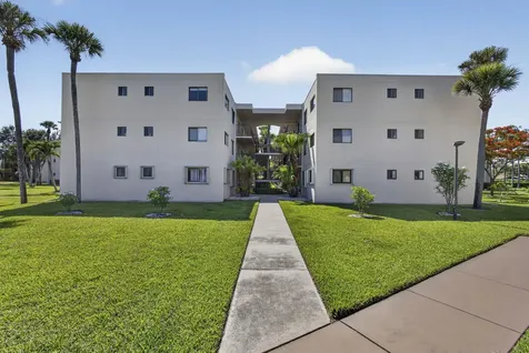 5340 Las Verdes Circle Delray Beach FL 33484
