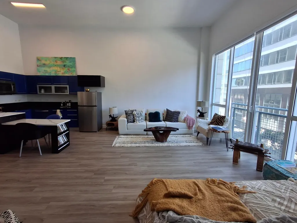 253 NE 2nd Street Miami FL 33132