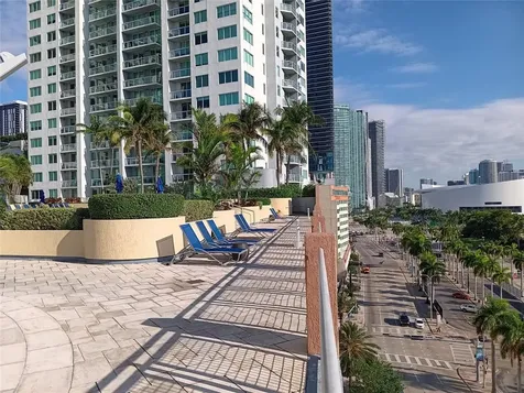 253 NE 2nd Street Miami FL 33132