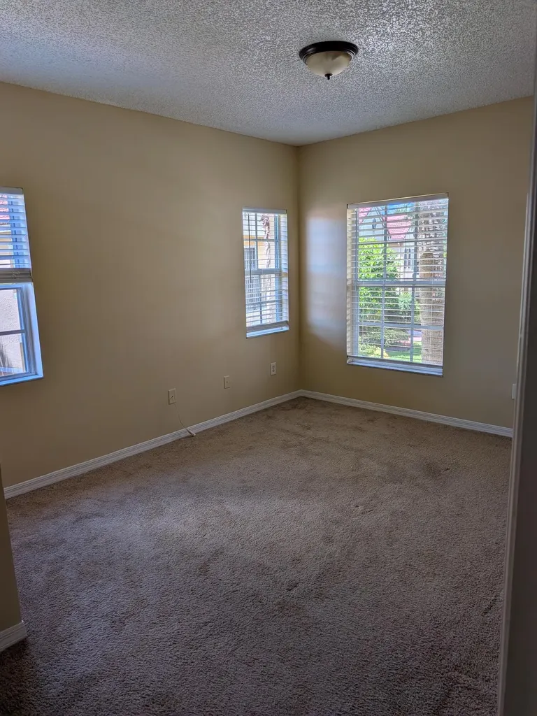 10348 Fox Trail S Royal Palm Beach FL 33411