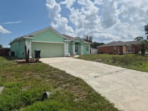 698 Thuringer Street NW Palm Bay FL 32907