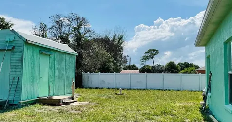 698 Thuringer Street NW Palm Bay FL 32907