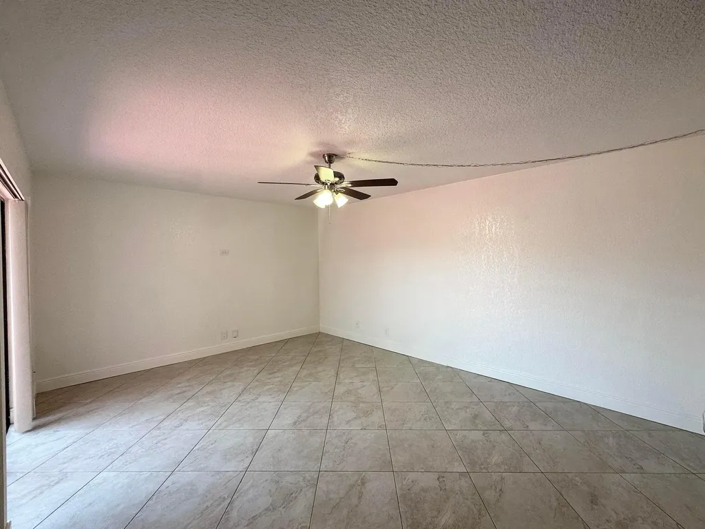 416 Arabian Road Palm Springs FL 33461
