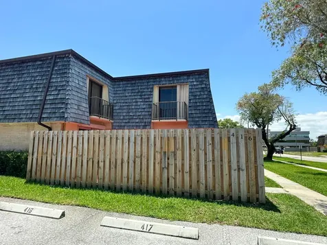 416 Arabian Road Palm Springs FL 33461