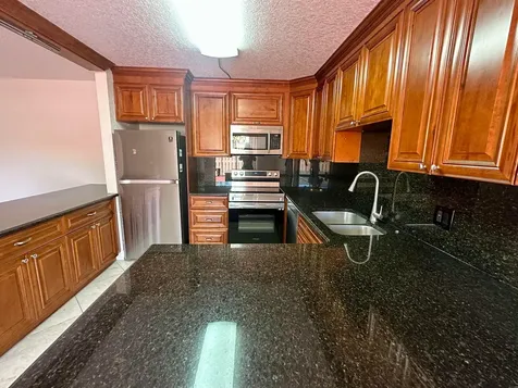 416 Arabian Road Palm Springs FL 33461