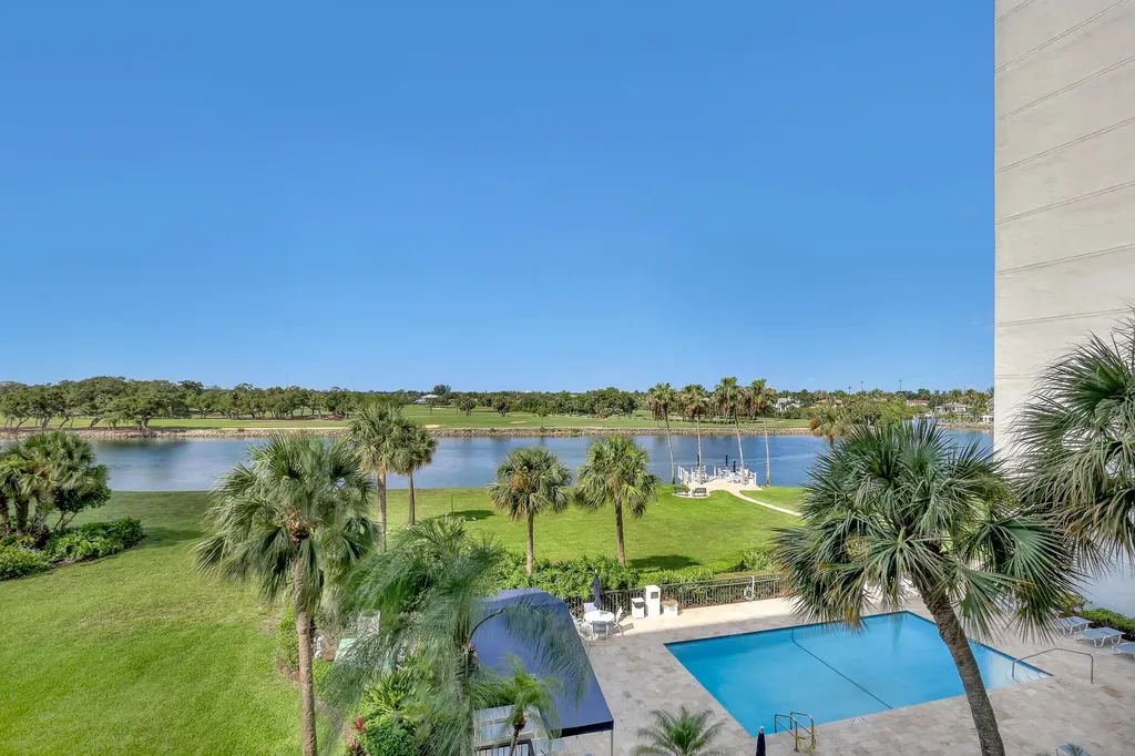 356 Golfview Road North Palm Beach FL 33408