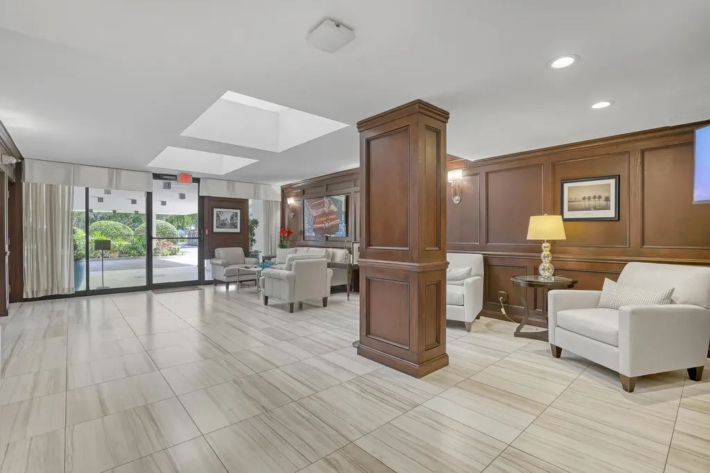 356 Golfview Road North Palm Beach FL 33408
