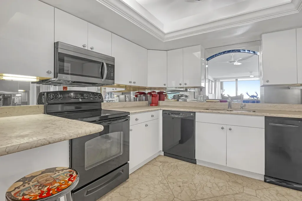356 Golfview Road North Palm Beach FL 33408