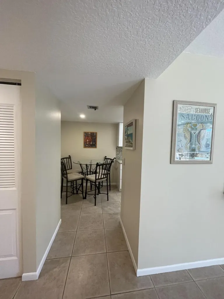 450 Egret Circle Delray Beach FL 33444