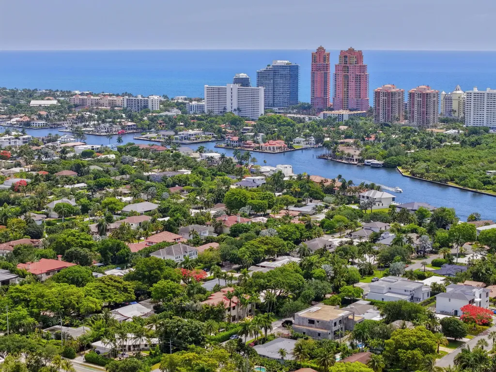 2719 NE 19th Street Fort Lauderdale FL 33305