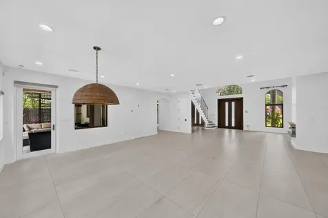 2719 NE 19th Street Fort Lauderdale FL 33305