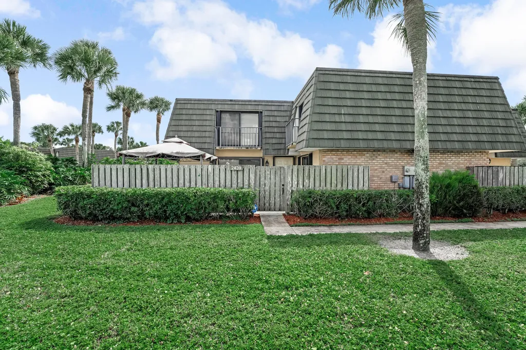2439 24th Way West Palm Beach FL 33407