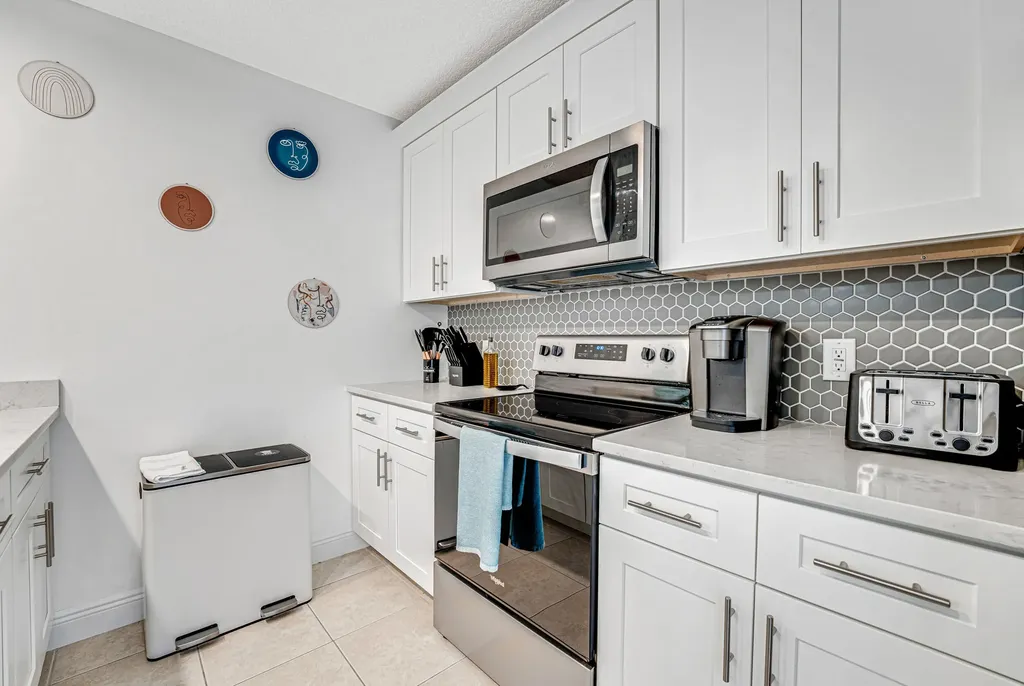 2439 24th Way West Palm Beach FL 33407