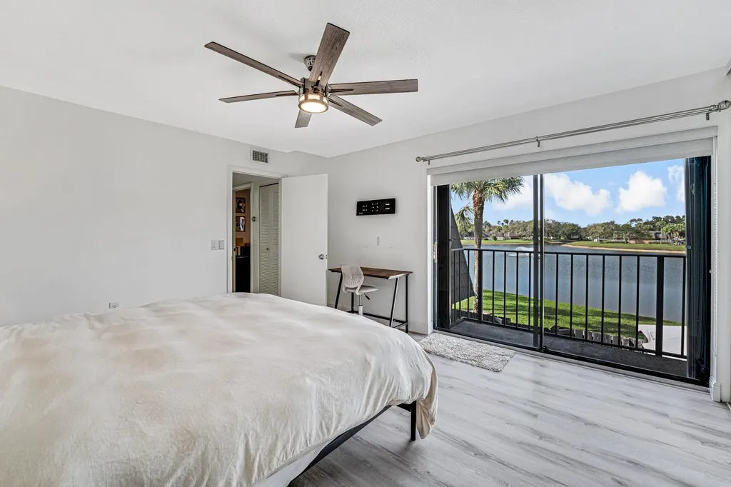 2439 24th Way West Palm Beach FL 33407