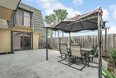 2439 24th Way West Palm Beach FL 33407