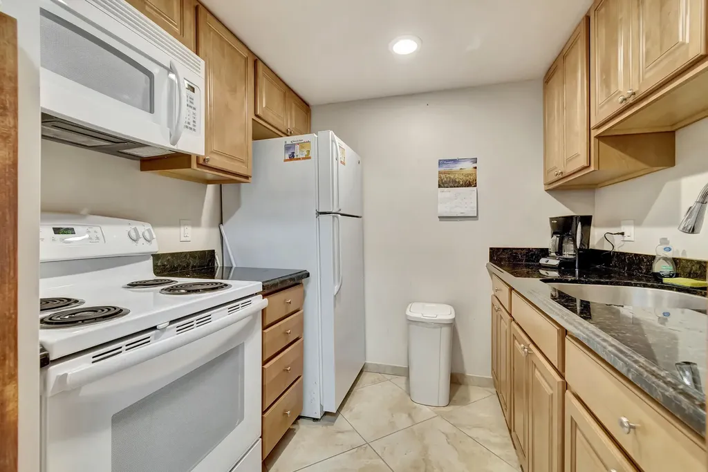 100 Paradise Harbour Boulevard North Palm Beach FL 33408