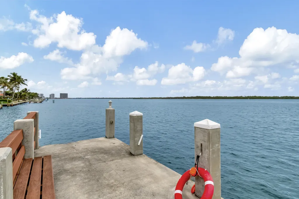 100 Paradise Harbour Boulevard North Palm Beach FL 33408