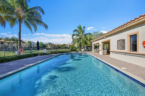 6977 Broadland Way Coconut Creek FL 33073