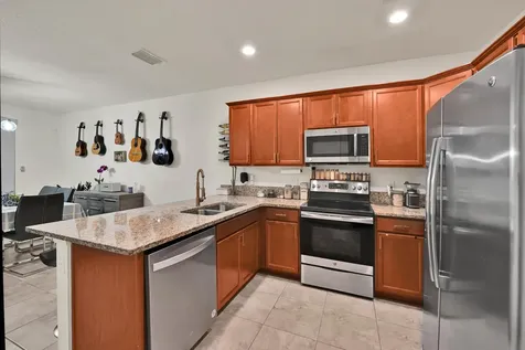 6977 Broadland Way Coconut Creek FL 33073