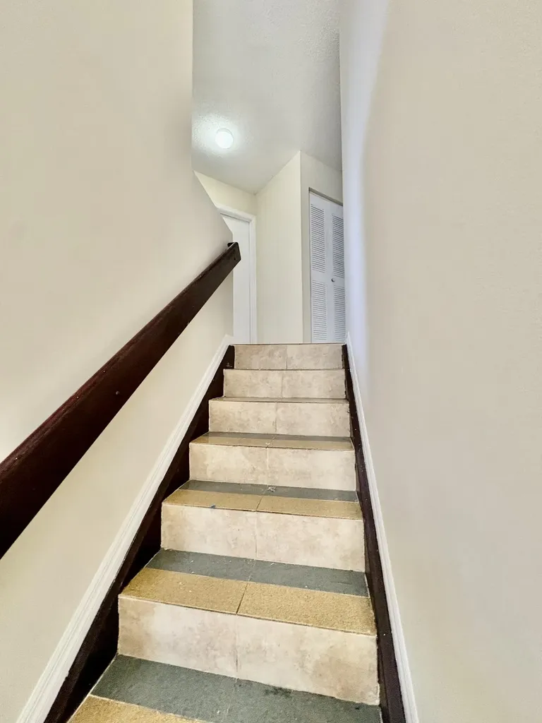 4430 SW 82nd Way Davie FL 33328