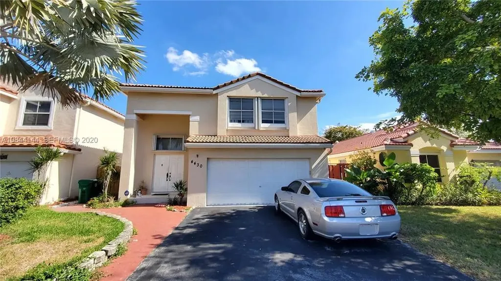 4430 SW 82nd Way Davie FL 33328