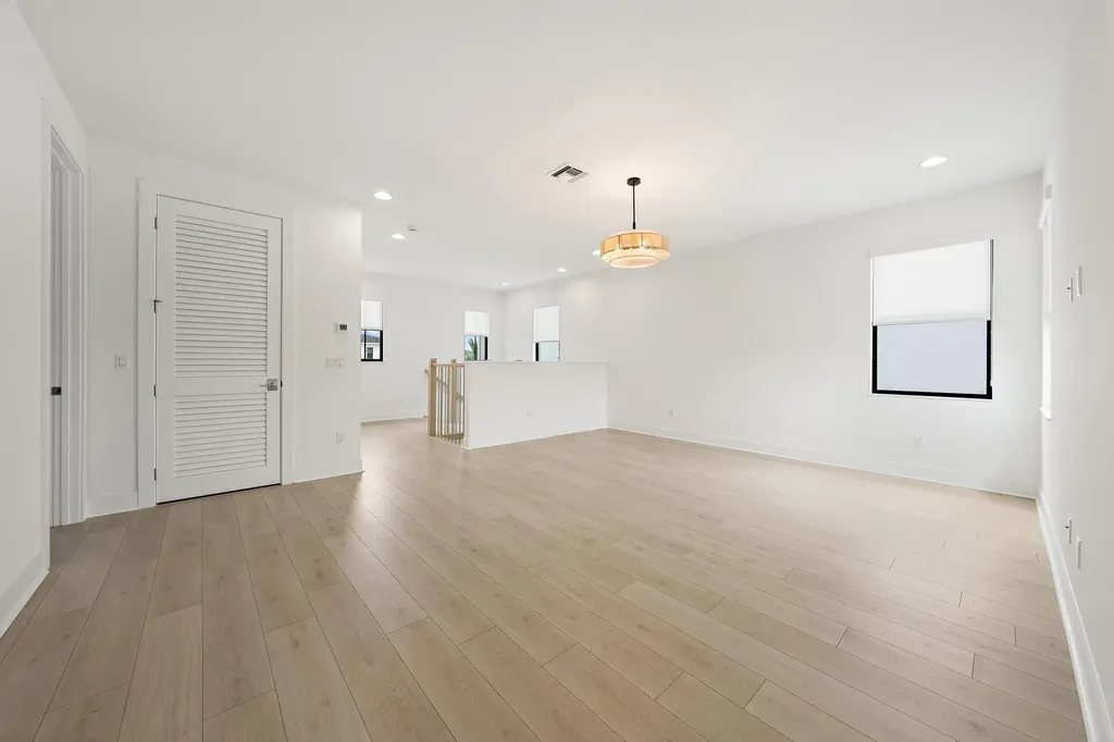 13185 Faberge Place Palm Beach Gardens FL 33418
