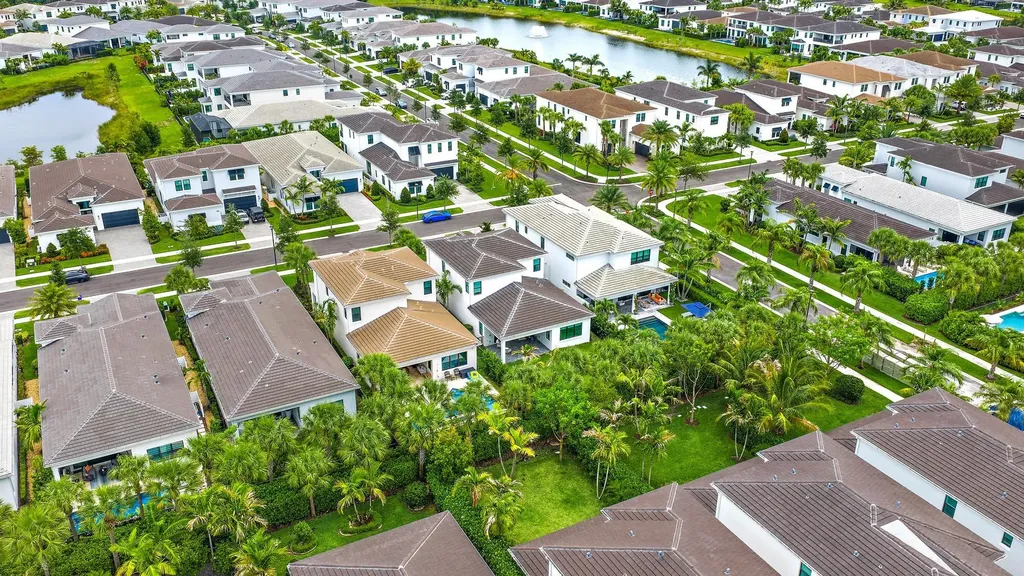 13185 Faberge Place Palm Beach Gardens FL 33418