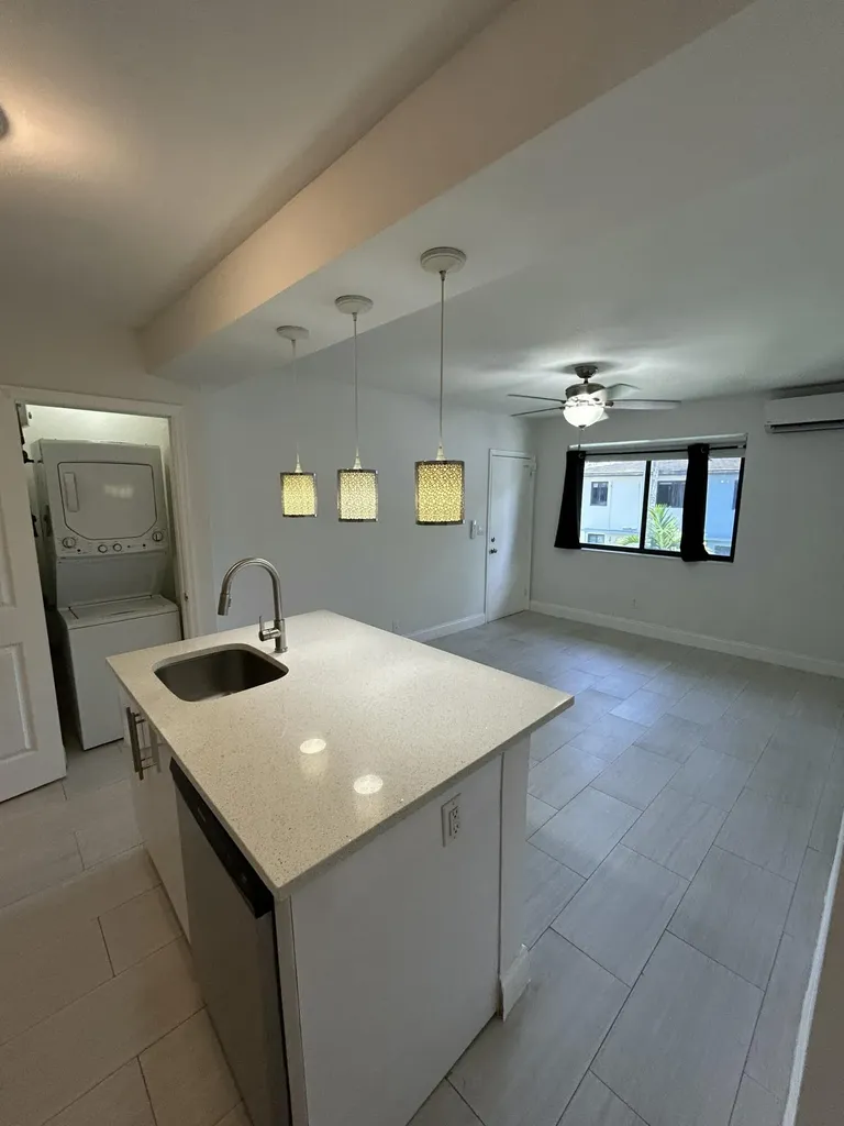 918 NE 15th Avenue Fort Lauderdale FL 33304