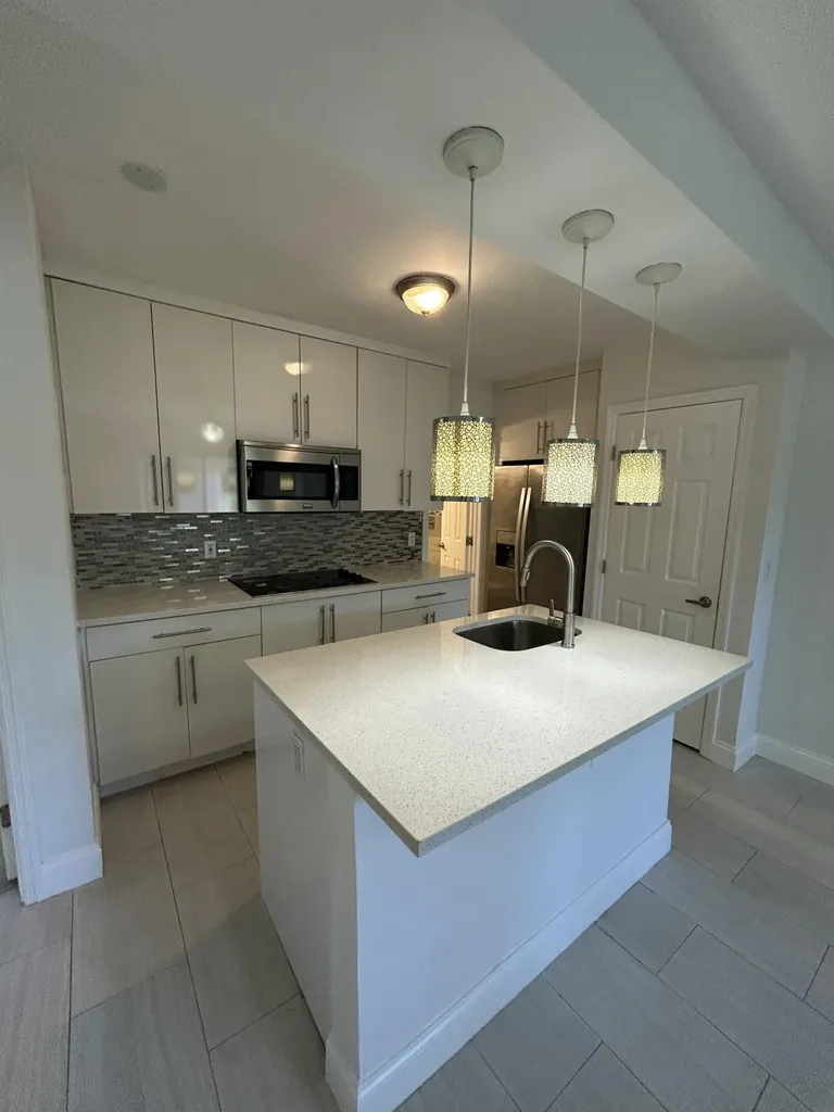 918 NE 15th Avenue Fort Lauderdale FL 33304