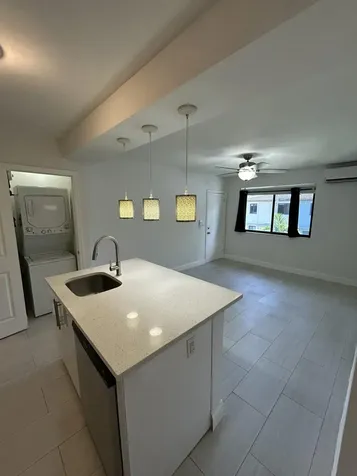 918 NE 15th Avenue Fort Lauderdale FL 33304
