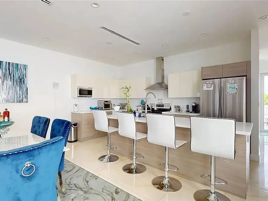 3091 SW 21st Street Miami FL 33145
