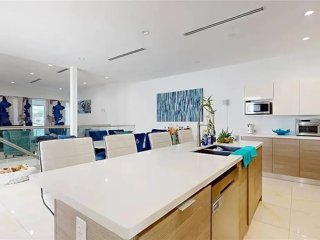 3091 SW 21st Street Miami FL 33145