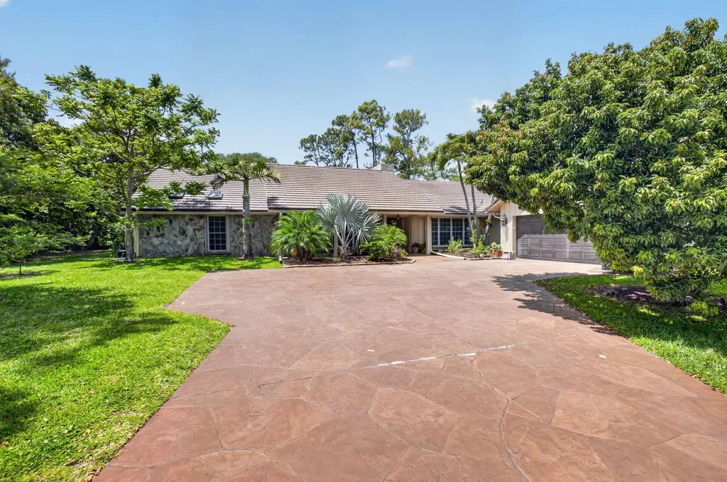 7332 Estrella Court Boca Raton FL 33433