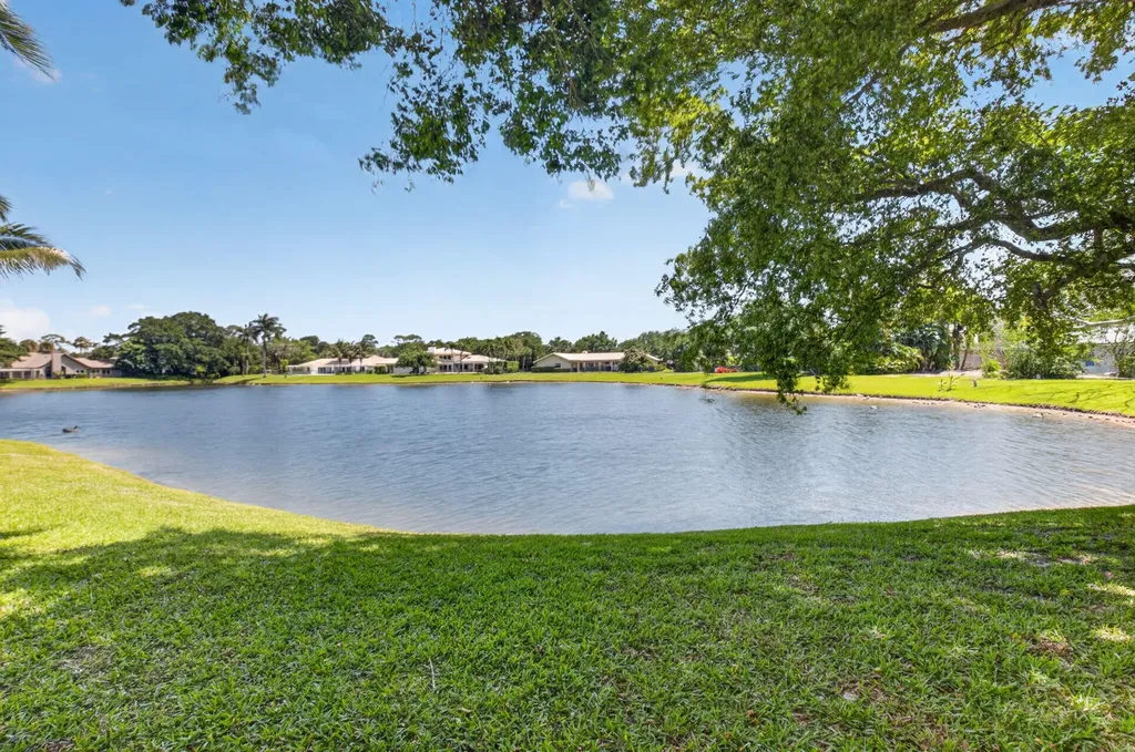 7332 Estrella Court Boca Raton FL 33433