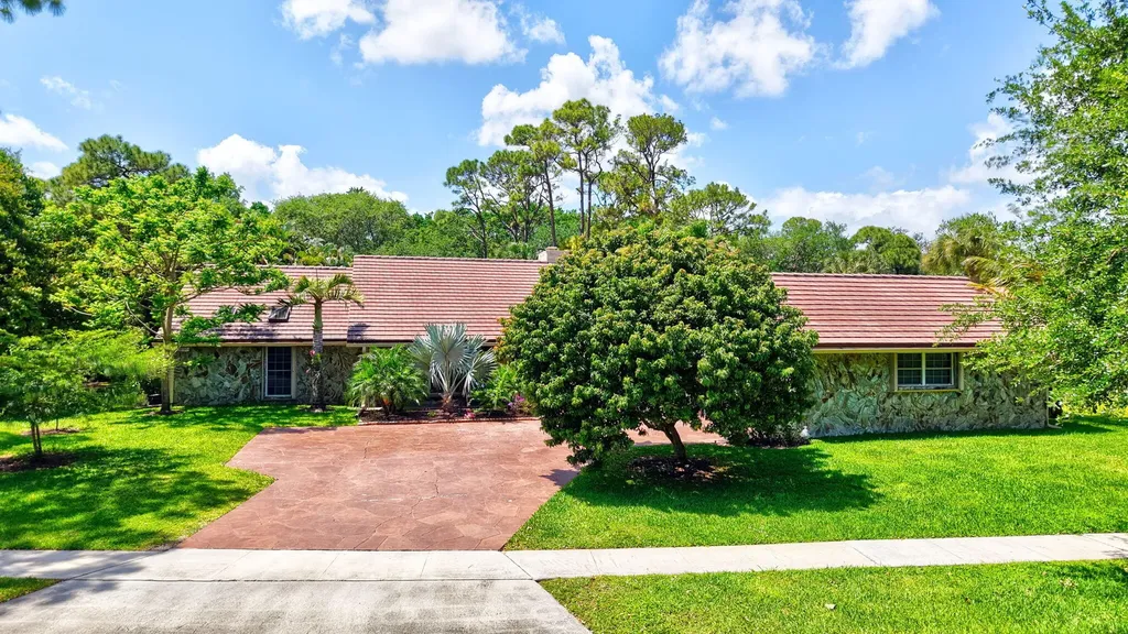 7332 Estrella Court Boca Raton FL 33433